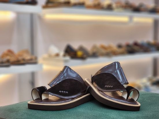 صورة شرقي جلد مع شمواه مديل س167